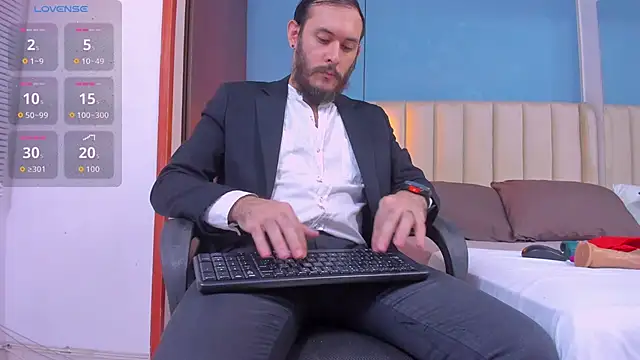 Snapshot of jeanpiere_ chatting on September 30, 3:33 am jeanpiere  online show from September 30, 3:33 am