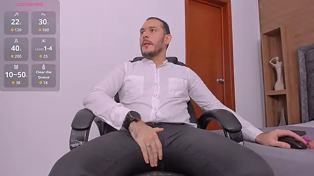 jeanpiere  online show from February 7, 2:59 am