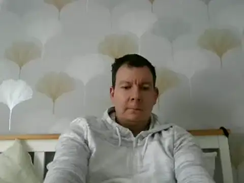 Snapshot of calibersmith chatting on February 24, 11:10 am calibersmith online show from February 24, 11:10 am
