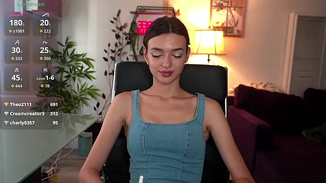 Snapshot of olivia_jeas chatting on June 11, 1:27 am olivia jeas online show from June 11, 1:27 am