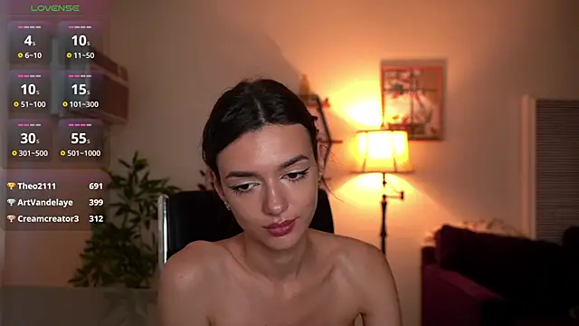 Snapshot of olivia_jeas chatting on June 11, 3:04 am olivia jeas online show from June 11, 3:04 am