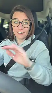 Snapshot of LadyLena1 chatting on April 26, 6:27 pm LadyLena1 online show from April 26, 6:27 pm