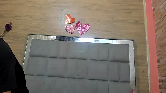 chicasirbo online show from February 24, 7:52 pm