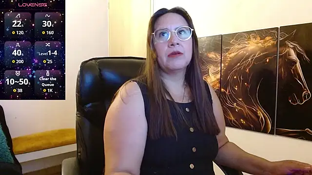 amalia brunette online show from February 25, 11:14 pm