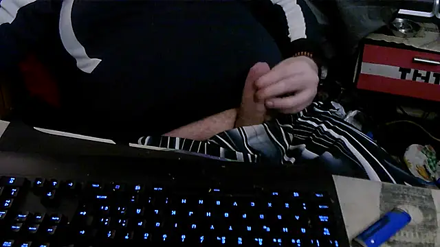 porkorossy online show from April 5, 1:30 pm