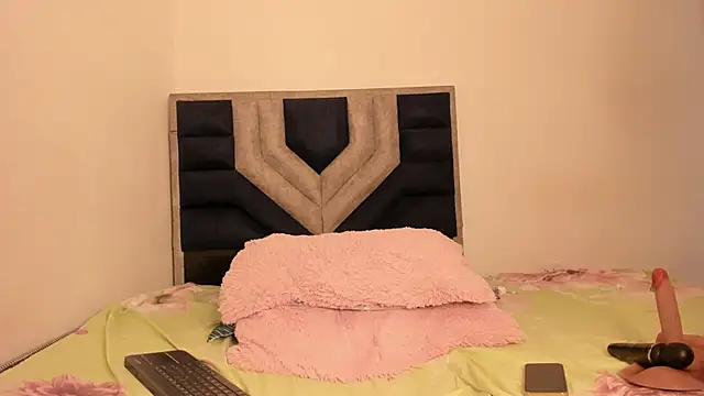 TiiffanyEvans1 online show from February 17, 6:58 pm