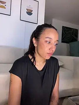 DianaHopson online show from February 1, 12:15 pm