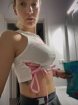 Ella Charm online show from October 14, 3:46 pm