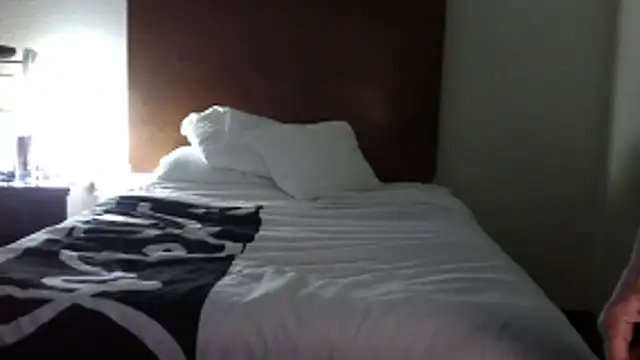 Snapshot of Flyingbrian69 chatting on February 12, 11:16 am Flyingbrian69 online show from February 12, 11:16 am