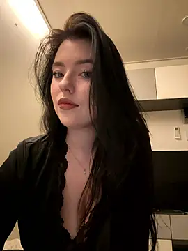 Angela Fosterr online show from January 11, 12:43 pm