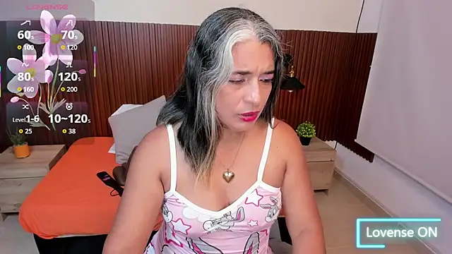 Snapshot of tammy_lynn69 chatting on October 30, 5:46 pm tammy lynn69 online show from October 30, 5:46 pm