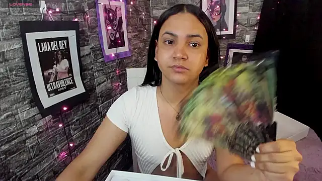 Andrys  online show from March 29, 8:09 pm