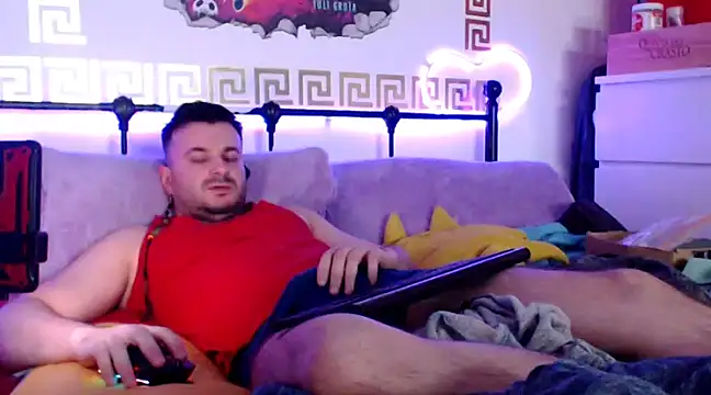 Snapshot of erotico69xxx chatting on January 31, 10:10 pm erotico69xxx online show from January 31, 10:10 pm