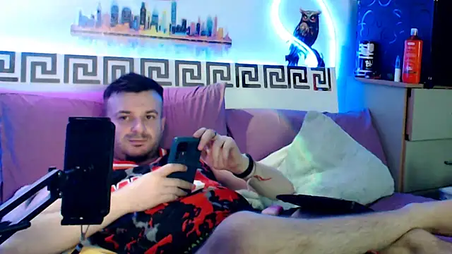 Snapshot of erotico69xxx chatting on April 23, 12:23 am erotico69xxx online show from April 23, 12:23 am