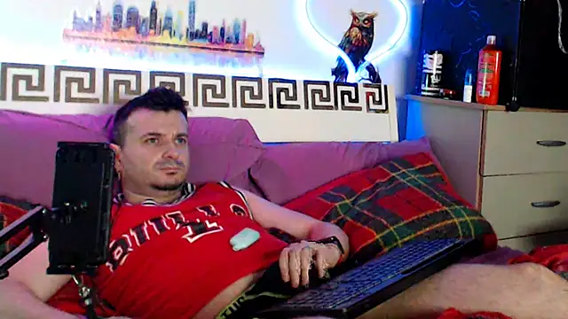 Snapshot of erotico69xxx chatting on April 30, 10:14 pm erotico69xxx online show from April 30, 10:14 pm