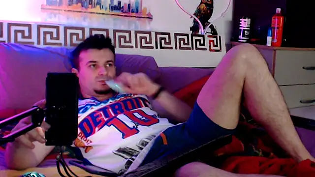 Snapshot of erotico69xxx chatting on May 9, 3:45 am erotico69xxx online show from May 9, 3:45 am