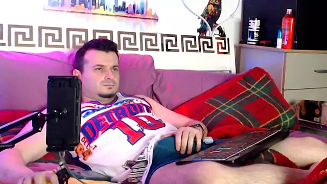 Snapshot of erotico69xxx chatting on May 9, 10:48 pm erotico69xxx online show from May 9, 10:48 pm