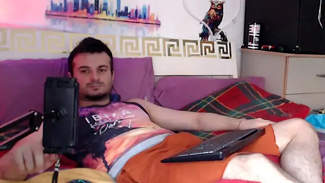 Snapshot of erotico69xxx chatting on May 30, 11:18 am erotico69xxx online show from May 30, 11:18 am