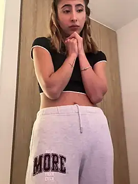 Ameellie online show from March 12, 6:22 pm