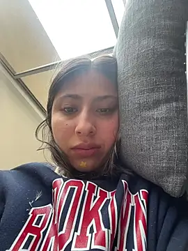 Ameellie online show from March 15, 2:23 pm