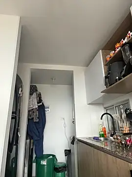 Ameellie online show from March 20, 2:55 pm