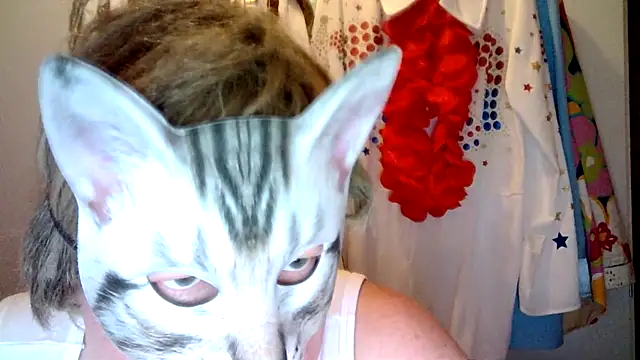 Snapshot of Sigorius chatting on January 5, 6:45 pm Sigorius online show from January 5, 6:45 pm