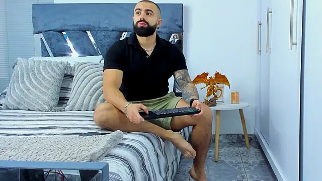 Zack Froone online show from February 9, 12:31 pm