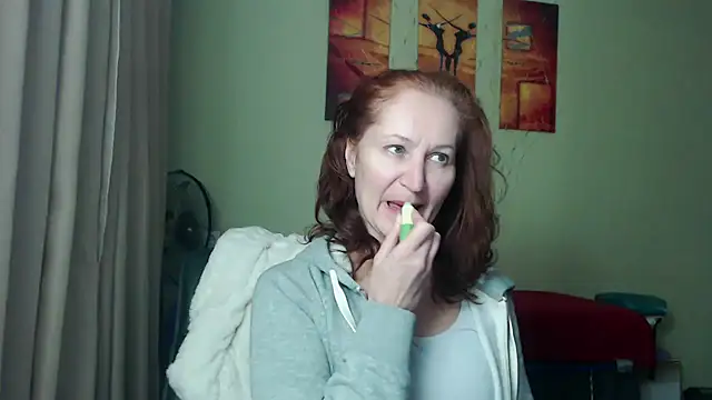 AmellyGrand online show from November 16, 3:50 pm