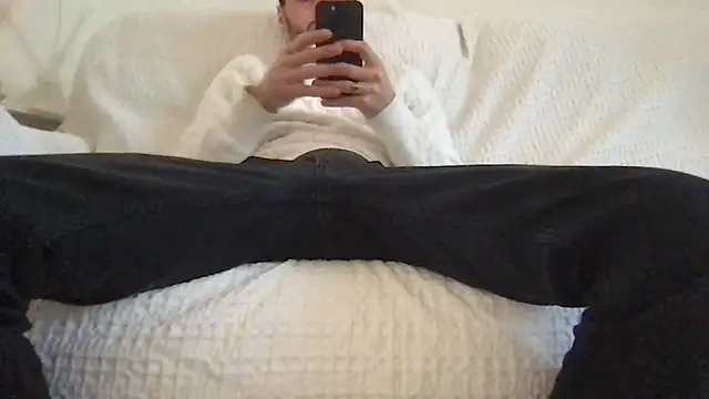 Snapshot of athenphysics chatting on January 19, 11:03 am athenphysics online show from January 19, 11:03 am