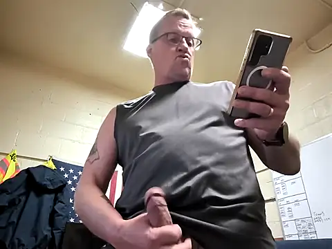 Cockrub1 online show from April 8, 10:48 am