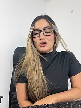 alison collins online show from March 6, 7:32 pm