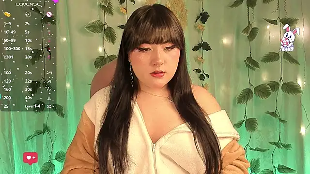 Snapshot of limoncito_blossom chatting on February 1, 7:23 pm limoncito blossom online show from February 1, 7:23 pm