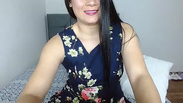 Snapshot of celeste_2023 chatting on September 21, 2:57 am celeste 2023 online show from September 21, 2:57 am