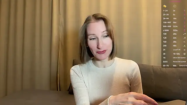 Snapshot of MonikaBos chatting on February 27, 9:36 pm MonikaBos online show from February 27, 9:36 pm
