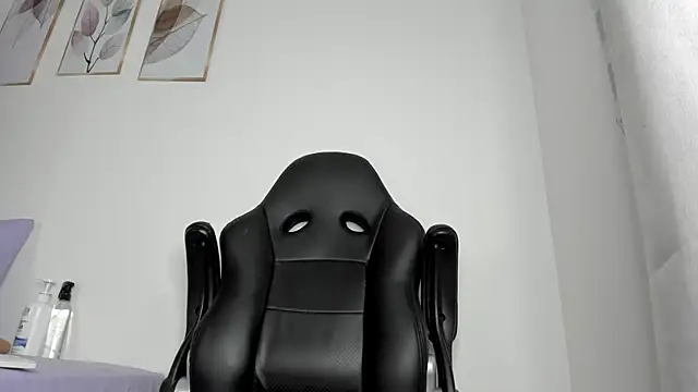 Snapshot of _Molly_rosse_ chatting on June 4, 12:00 pm Molly rosse online show from June 4, 12:00 pm