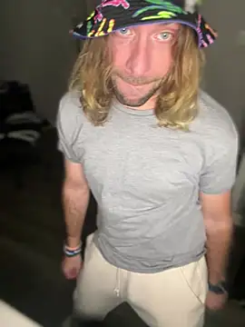 Snapshot of 4kUsh2Fashion0 chatting on January 20, 1:18 am 4kUsh2Fashion0 online show from January 20, 1:18 am