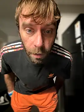 Snapshot of 4kUsh2Fashion0 chatting on October 11, 3:10 pm 4kUsh2Fashion0 online show from October 11, 3:10 pm