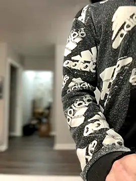 Snapshot of 4kUsh2Fashion0 chatting on November 5, 1:44 pm 4kUsh2Fashion0 online show from November 5, 1:44 pm