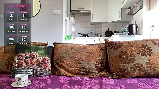 Snapshot of Teylor_Love chatting on February 3, 1:19 pm Teylor Love online show from February 3, 1:19 pm