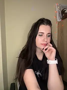 Snapshot of Teylor_Love chatting on February 26, 8:11 pm Teylor Love online show from February 26, 8:11 pm