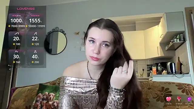 Snapshot of Teylor_Love chatting on February 24, 1:20 pm Teylor Love online show from February 24, 1:20 pm