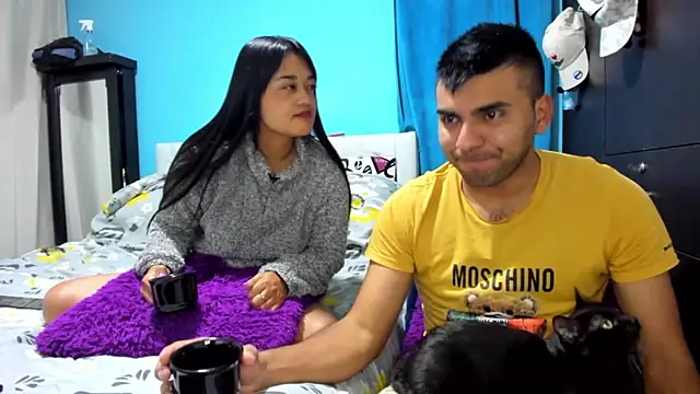 Snapshot of 2ScarletandRyan8 chatting on June 11, 9:07 am 2ScarletandRyan8 online show from June 11, 9:07 am