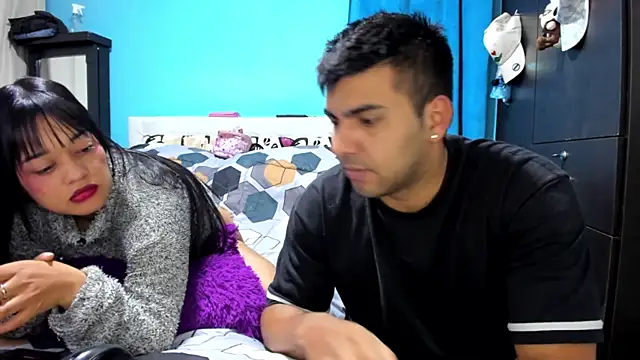 Snapshot of 2ScarletandRyan8 chatting on July 1, 9:00 am 2ScarletandRyan8 online show from July 1, 9:00 am
