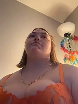 Snapshot of 6Cum_Slut_Velma9 chatting on May 7, 11:43 pm 6Cum Slut Velma9 online show from May 7, 11:43 pm