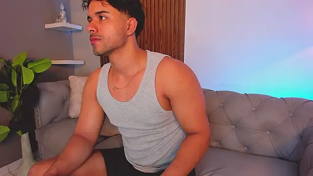 liam collins21 online show from March 6, 12:01 pm