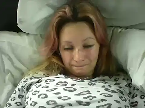 Snapshot of Paulita_x3 chatting on February 11, 5:07 pm Paulita x3 online show from February 11, 5:07 pm