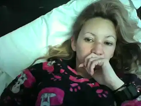 Snapshot of Paulita_x3 chatting on October 2, 11:17 am Paulita x3 online show from October 2, 11:17 am