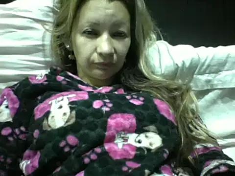 Snapshot of Paulita_x3 chatting on January 9, 11:02 am Paulita x3 online show from January 9, 11:02 am