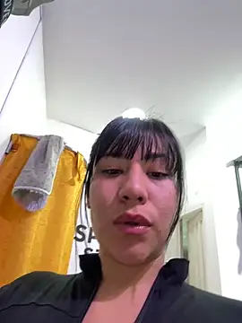 Snapshot of kim_monti chatting on February 2, 9:02 pm kim monti online show from February 2, 9:02 pm