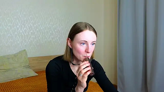 Cowell Adelina online show from April 13, 9:26 am